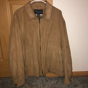 Can Heusen tan jacket. Size XL
